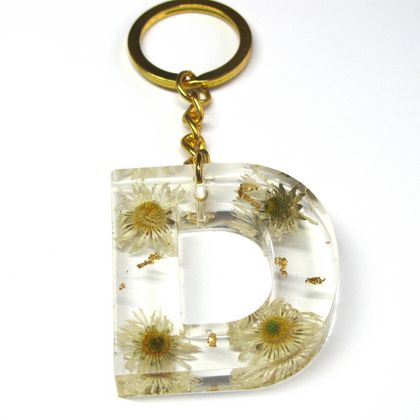 Letter D Daisy Resin Floral Keychain