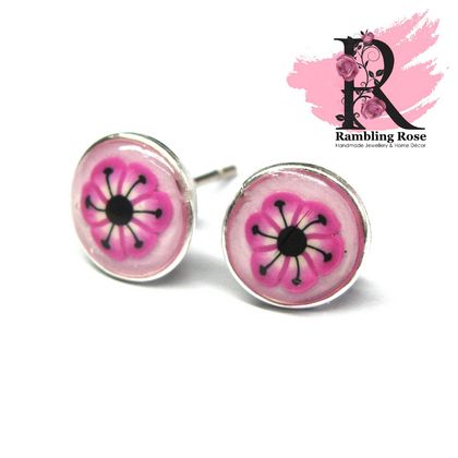 Pink African Daisy Stud Earrings (8mm)