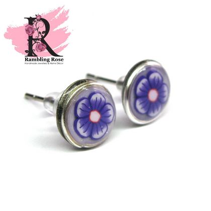 Violet Stud Earrings (8mm)