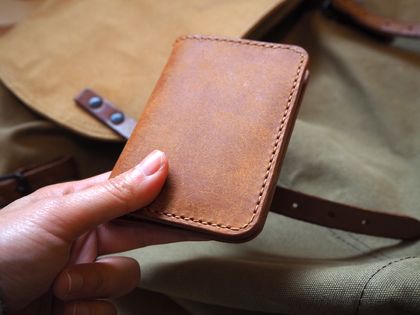 No.6 Tekapo Handmade Minimalist Leather Bilfold Wallet 
