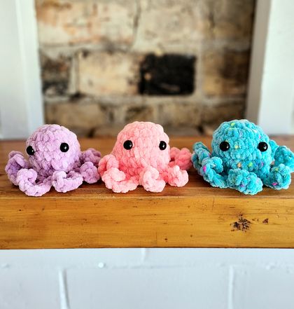 Crochet little octopus 