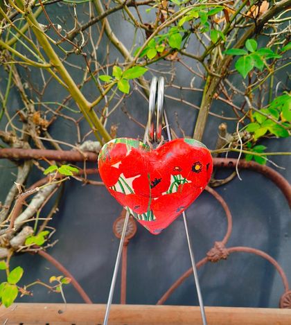 Hanging hearts