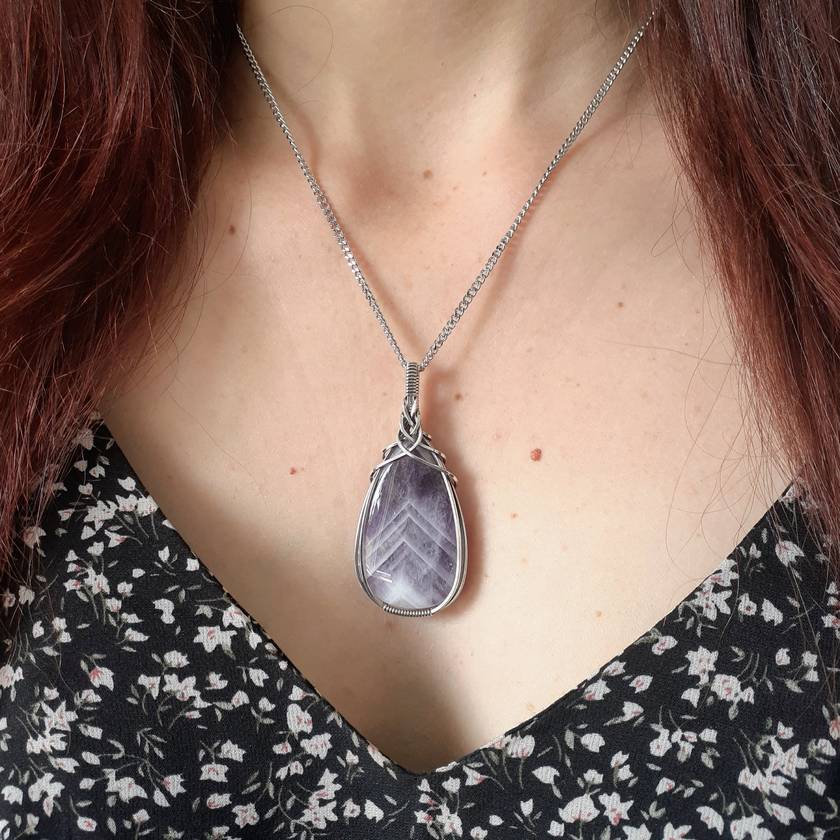 Chevron deals amethyst pendant