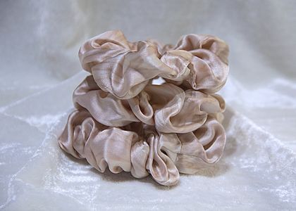 Plant dyed pure silk scrunchie - caramel