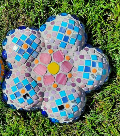 Mosaic Concrete Large Flower Kit blue/pink