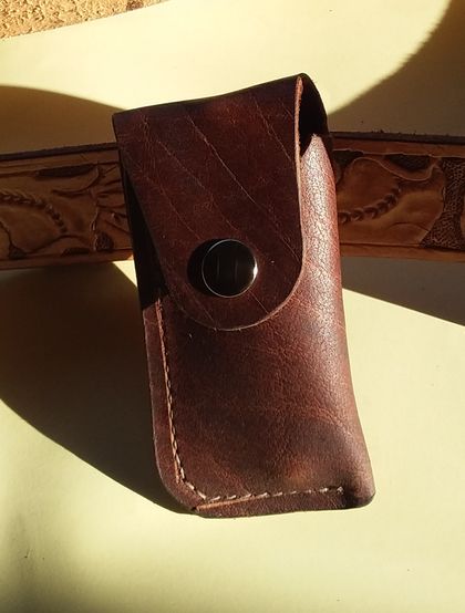 Handmade pocket knife pouch