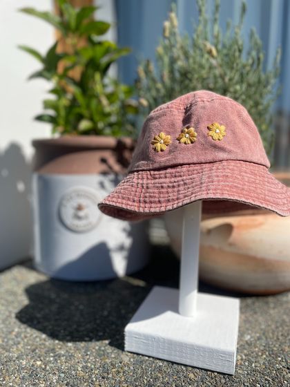 'Three Flowers' Bucket Hat 
