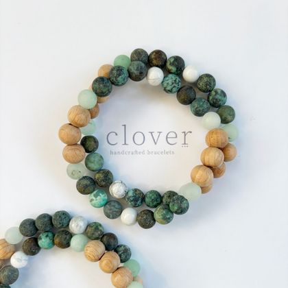 Diffuser Bracelet ~ African Turquoise ~ Howlite ~ Quartz ~  Natural Wood ~ Essential Oil ~ Aromatherapy ~ Gemstone Bracelet
