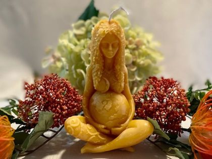 Gaia Beeswax Candle