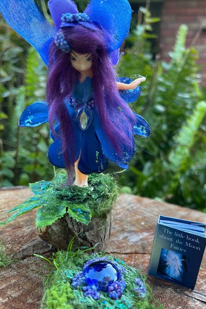 ✨ MIDNIGHT MOON FAIRY  ✨  FAIRY GAZING CRYSTAL ✨   MOON FAIRIES BOOK ✨