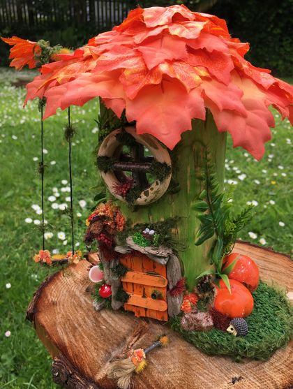 ✨ Stunning MAPLE LEAF FAIRY HOUSE  & FAIRY BROOM ✨