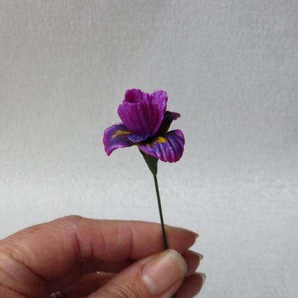 Polymer clay Iris (Purple)
