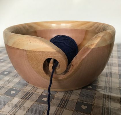 Wool and Yarn bowl