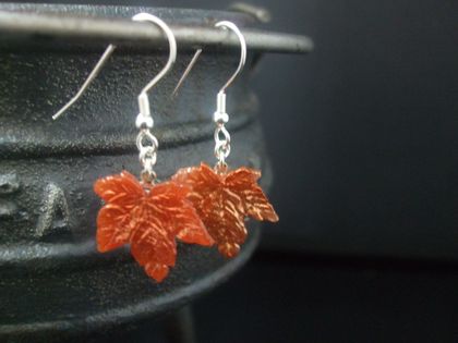 Maple leaf drop earrings - fused glass