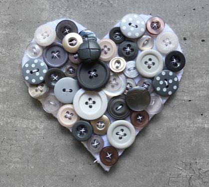 Button Hearts - Grey and White