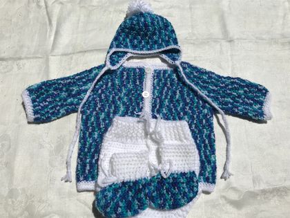 Variegated blue toddlers crochet outfit 