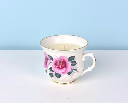 French pear scented soy teacup candle