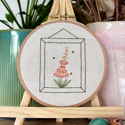 Embroidery kit - Mellow Blooms