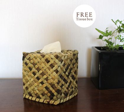 Woven Tissue cover - Mixed brown