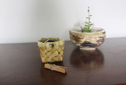 Flax tiny Basket 6cm - yellow line